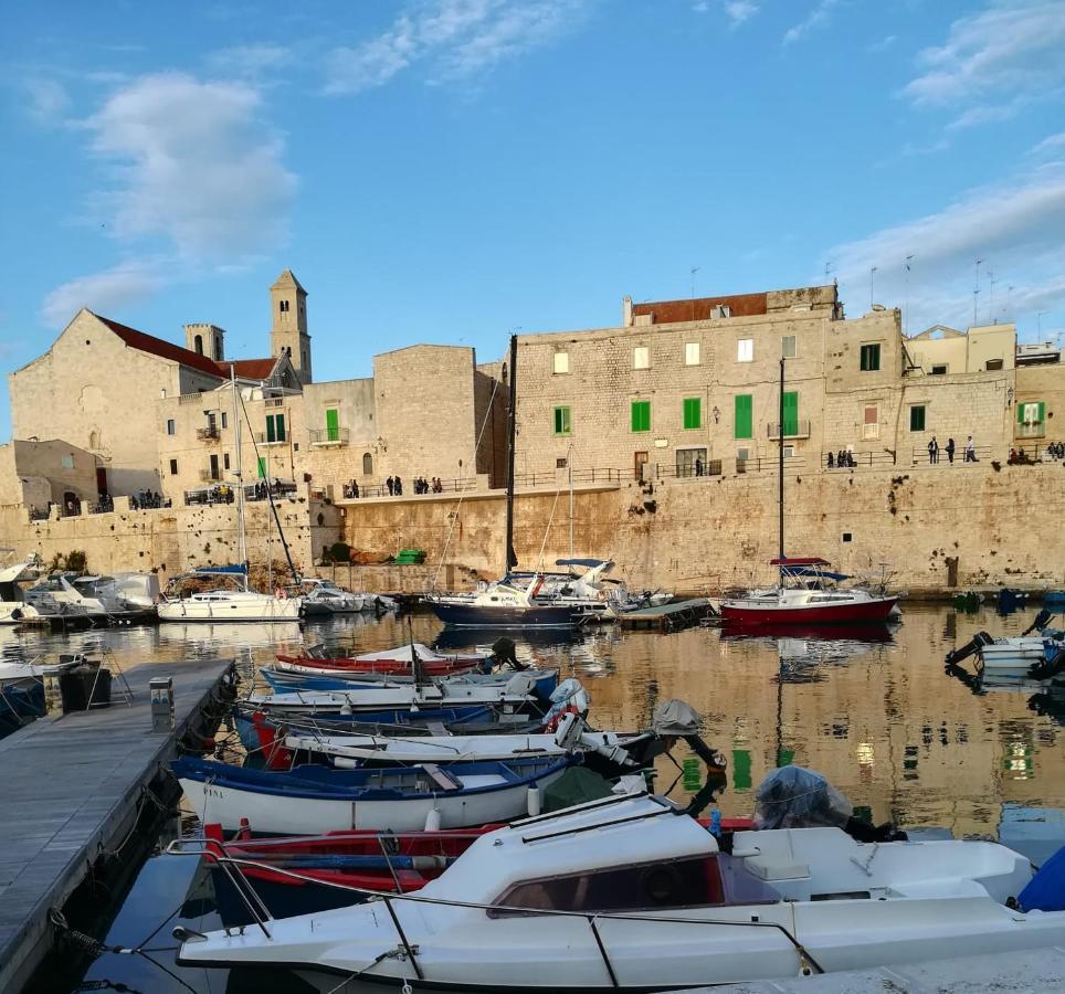 Ilfarodelmediterraneo Giovinazzo Buitenkant foto